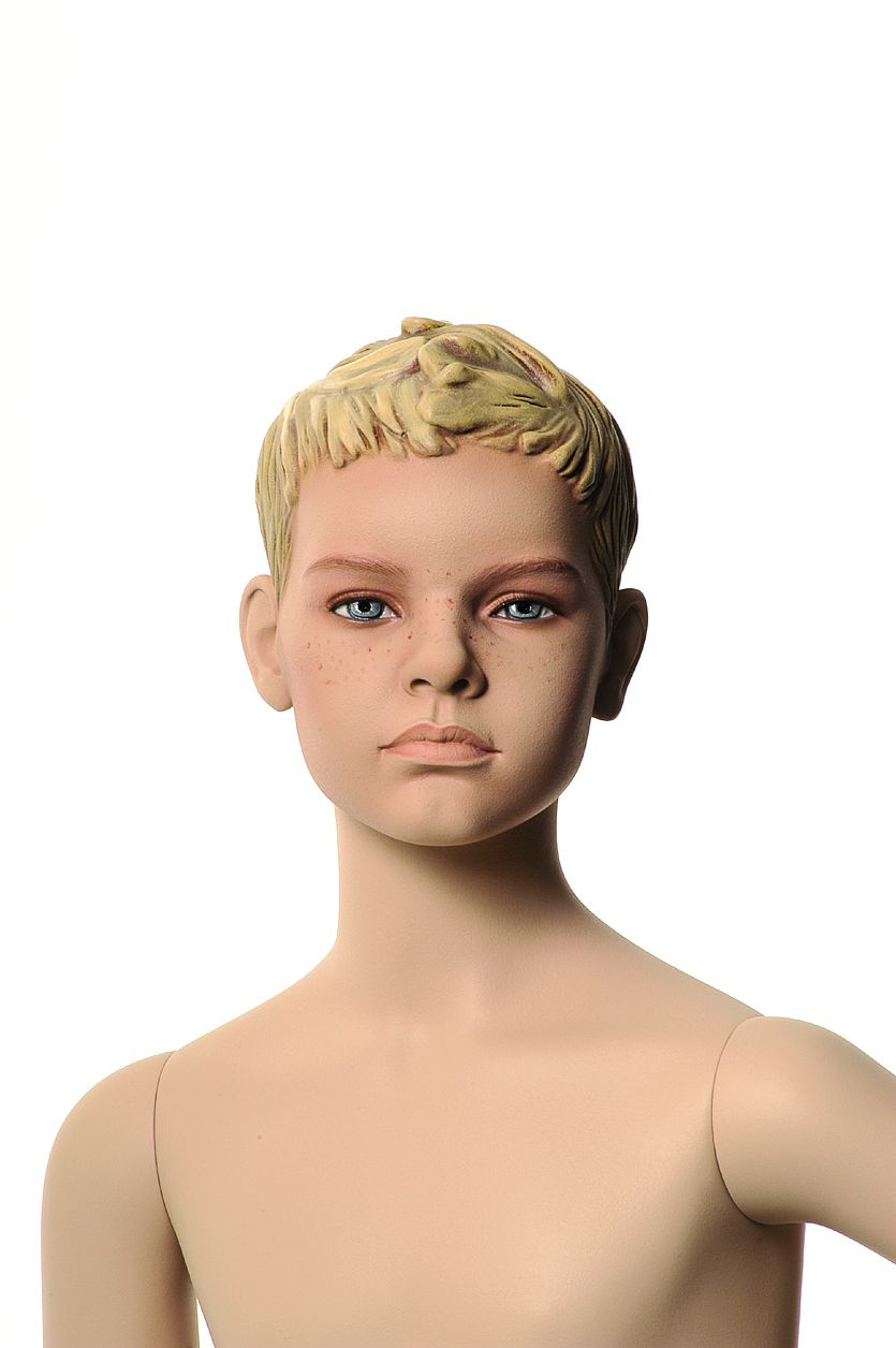 Head_Morris_Make-up mit Make-up und skulpturierten Haaren