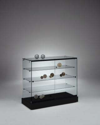 Ganzglasvitrine 1040x460x920mm