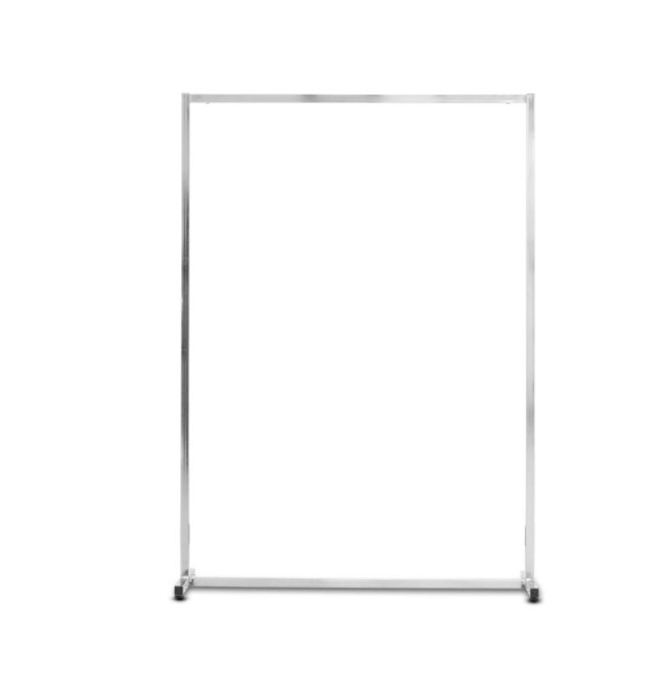 Detailaufnahme der stabilen Stellteller des verchromten Abhängeständers 150 cm, sorgt für sicheren Stand und Stabilität bei voller Beladung.