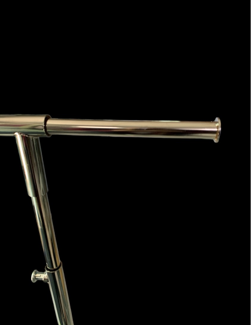 Detailansicht eines Auszugs am Rollständer-Mini 60 cm, verchromt und höhenverstellbar