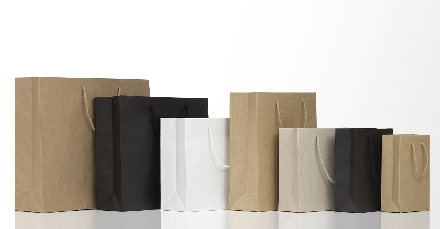 Schwarze Papiertragetaschen ECO/BLACK im Set – 22 cm, 32 cm, 42 cm und 54 cm, mit Baumwollkordel